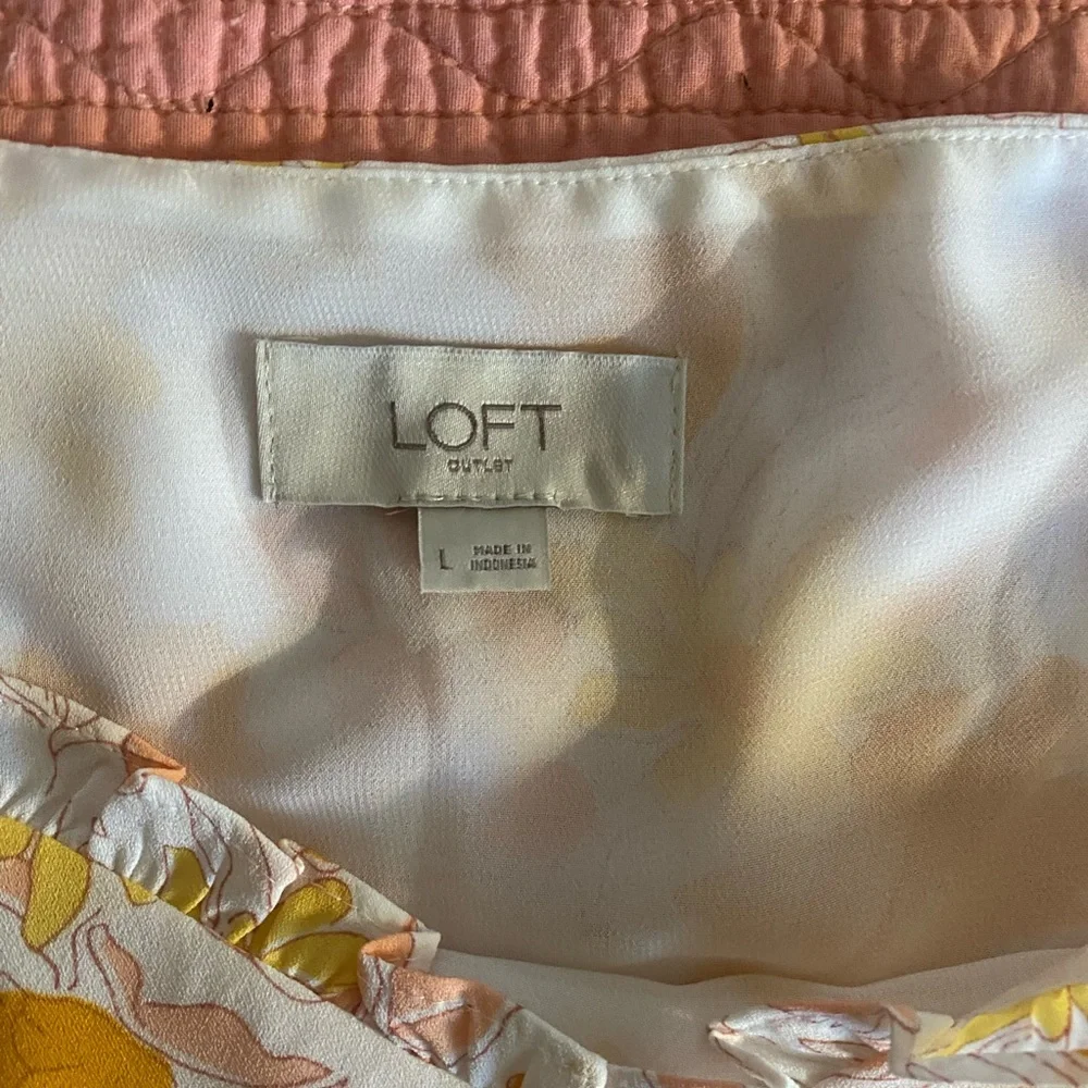 LOFT white and orange sleeveless top. Lined. Women’s size large. - Picture 3 of 6